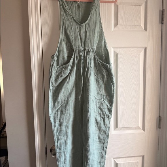 Free People Dresses & Skirts - Free People Sleeveless Green jumpsuit